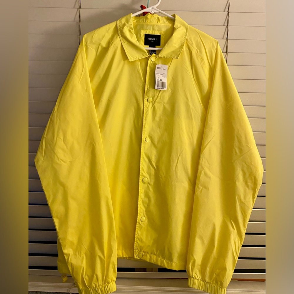 Light Nylon Jacket in Yellow , Men’s Large